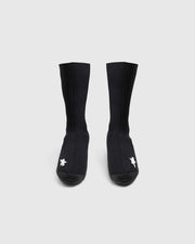 Assos Thermo Rain Booties P1 shoe covers, front view, showing the Assos logo on both the right and left foot
