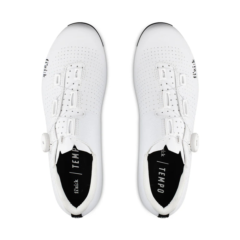 White cycling shoes with 'Tempo' branding on a white background