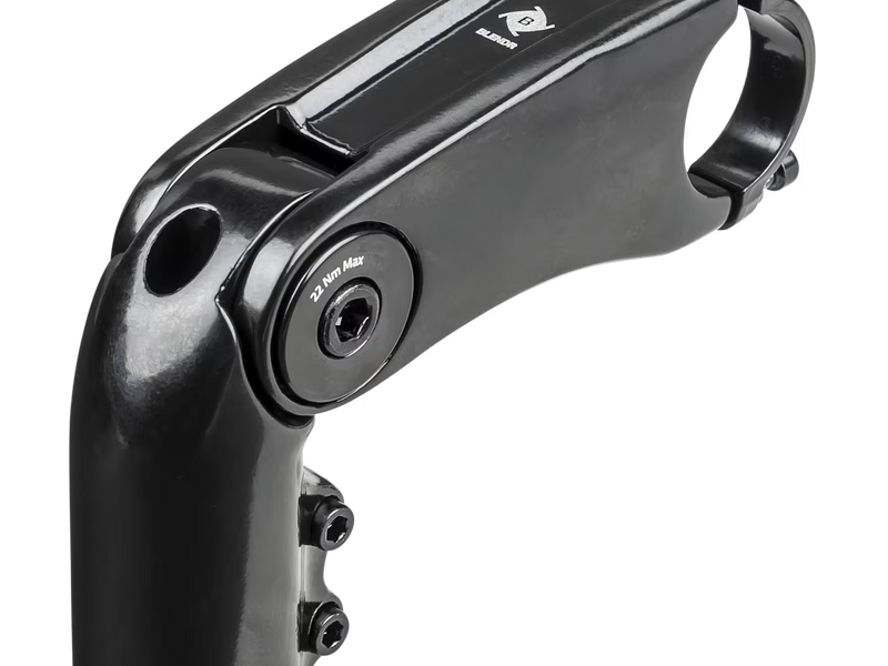 Rear view of the 105 mm adjustable stem showing the steerer end, tip on the right.