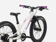 Trek Wahoo 20 Trail kids’ mountain bike in Crystal White, rear three-quarter product view showing the Wahoo frame logo and fluorescent purple details