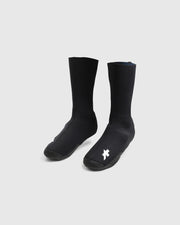 Assos Thermo Rain Booties P1 shoe covers, rear view, showing the Assos logo extending from the back of the shoe covers