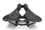 Selle SMP VT30C Saddle rear view showing raised tail, central relief channel, and white stitched SMP logo.